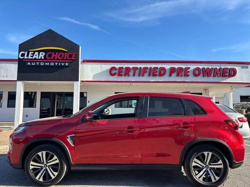 Used 2021 Mitsubishi Outlander Sport SE image 4