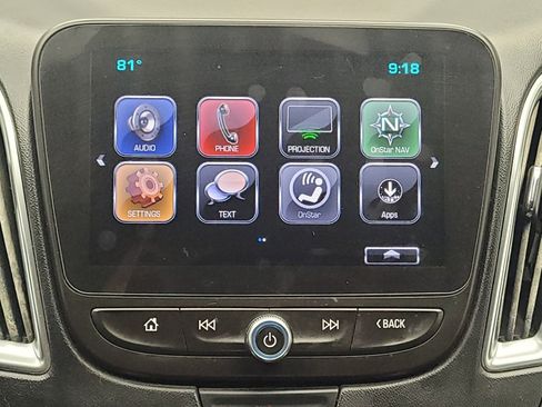 Used 2017 Chevrolet Malibu LT FWD image 25