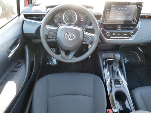 Certified 2020 Toyota Corolla LE image 13