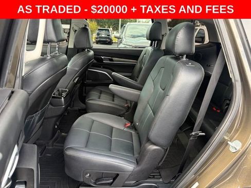 Used 2022 Kia Telluride SX w/ Towing Package FWD image 15