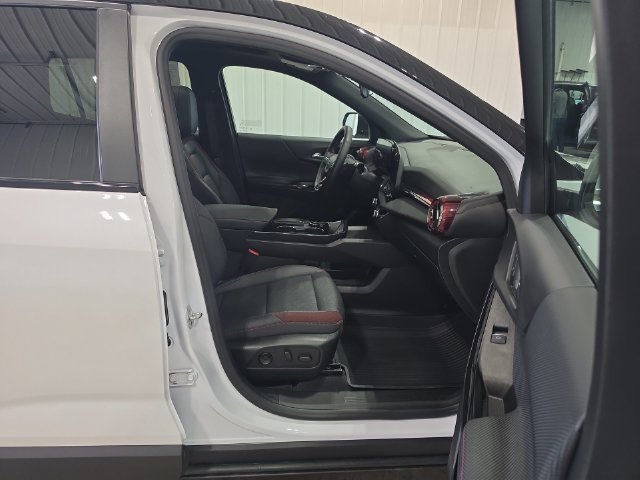 Used 2025 Chevrolet Equinox RS w/ Convenience Package III AWD/4WD image 31