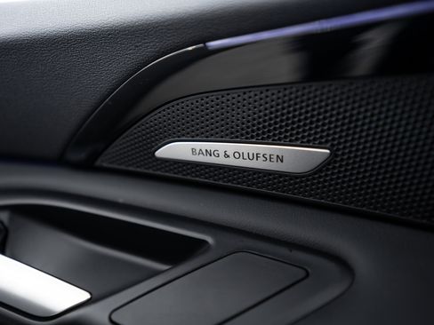 Certified 2025 Audi Q5 Premium Plus w/ Premium Plus image 16