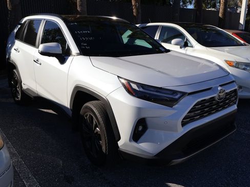 Used 2024 Toyota RAV4 Limited image 6