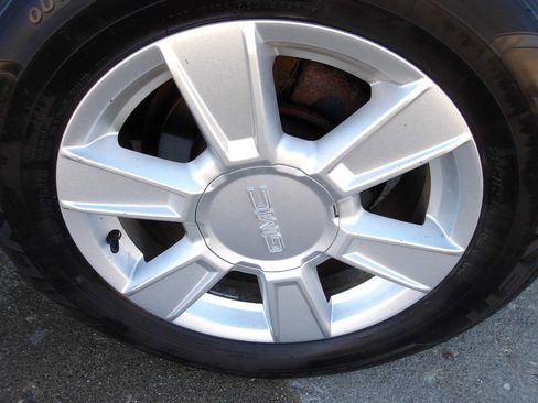 Used 2011 GMC Terrain SLE image 24