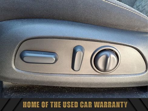 Used 2023 Chevrolet Equinox LT AWD/4WD image 17