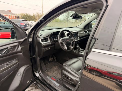 Used 2019 GMC Acadia SLT FWD image 11