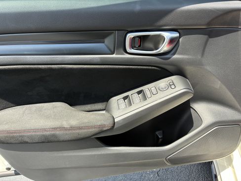 Used 2025 Honda Civic Type R image 23