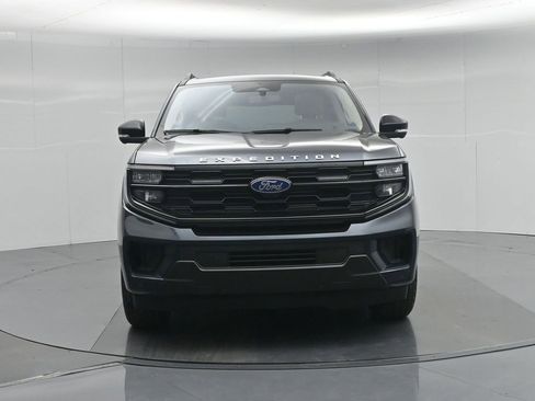 Used 2025 Ford Expedition Max Active AWD/4WD image 59