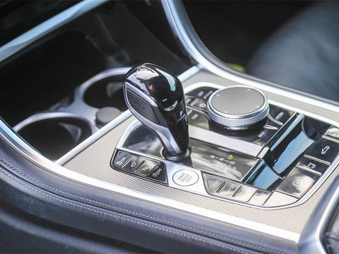 Used 2024 BMW 840i Convertible image 18