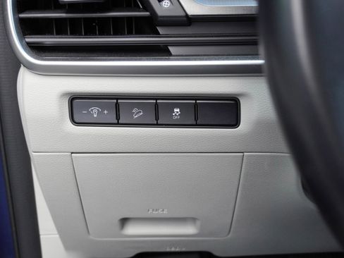 Used 2023 Kia Telluride S FWD image 16