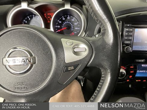 Used 2015 Nissan Juke SV w/ Technology Package image 42