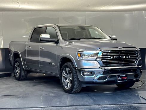 Used 2019 RAM 1500 Laramie AWD/4WD image 1