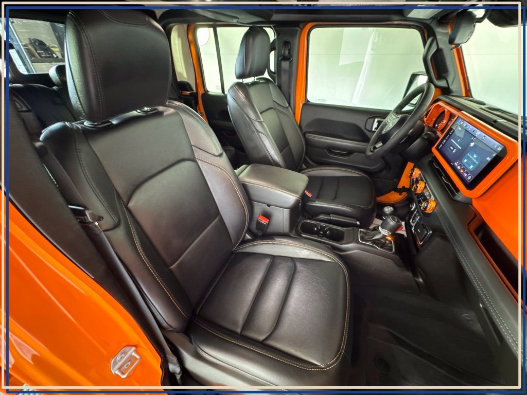 Certified 2025 Jeep Gladiator Sport AWD/4WD image 46