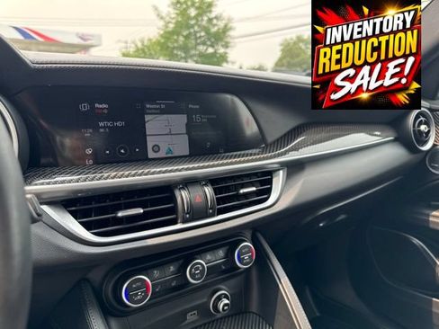 Used 2020 Alfa Romeo Stelvio Ti Sport AWD/4WD image 25