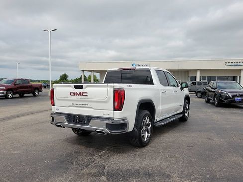 Used 2024 GMC Sierra 1500 SLT w/ SLT Premium Plus Package AWD/4WD image 5