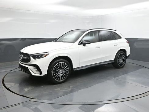 New 2026 Mercedes-Benz GLC 300 image 1