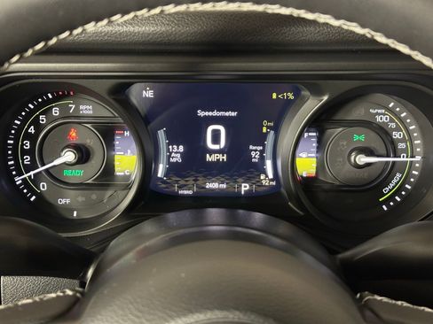 Used 2025 Jeep Wrangler Unlimited Sport S 4xe w/ Convenience Group AWD/4WD image 12