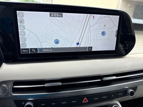 Used 2024 Hyundai Palisade Calligraphy FWD image 16