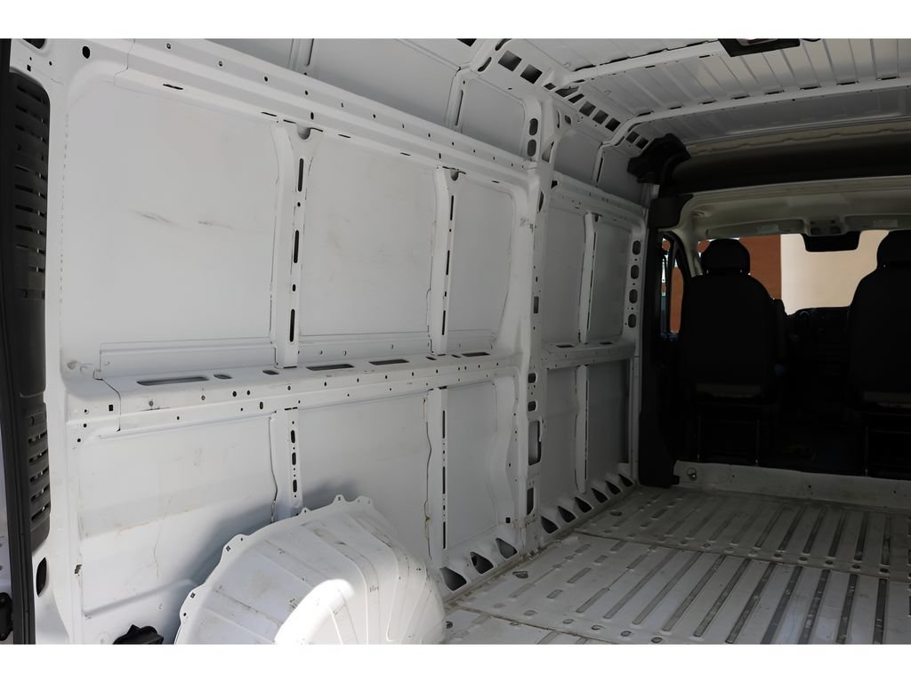 Used 2024 RAM ProMaster 2500 w/ Convenience Group FWD image 17