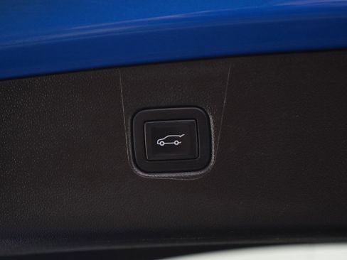 Used 2024 Chevrolet Blazer Premier AWD/4WD image 17