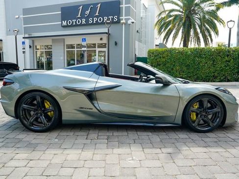 Used 2024 Chevrolet Corvette Z06 w/ Stealth Interior Trim Package RWD image 33