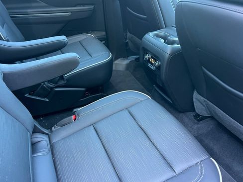 Used 2026 Buick Enclave Sport Touring w/ Power Package FWD image 19