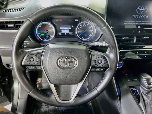 Used 2021 Toyota Venza Limited w/ Advanced Technology Package AWD/4WD image 11