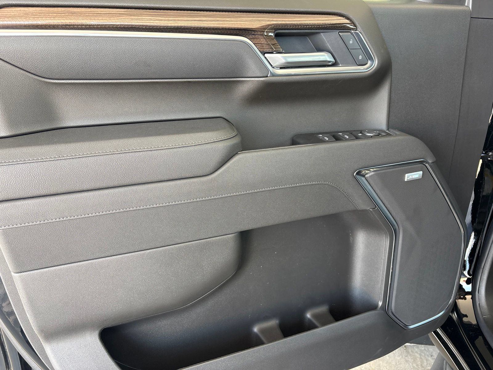 New 2026 Chevrolet Silverado 1500 LT Trail Boss w/ LT Trail Boss Premium Package AWD/4WD image 10