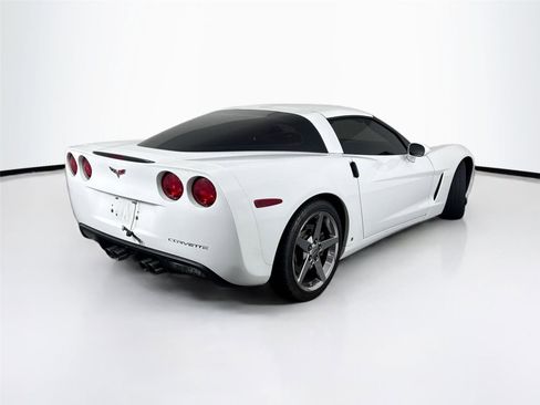 Used 2008 Chevrolet Corvette Coupe w/ Preferred Equipment Group RWD image 6