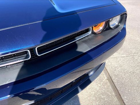 Used 2016 Dodge Challenger R/T Plus image 27