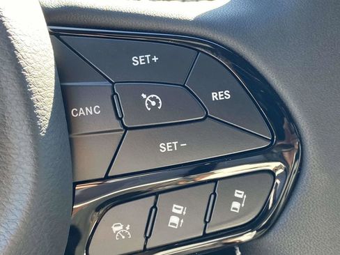 New 2026 Chrysler Pacifica Select w/ S Appearance Package image 26