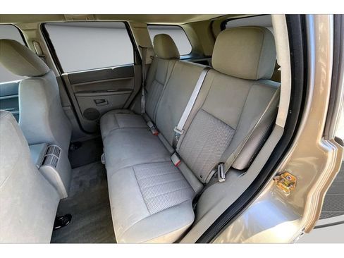 Used 2005 Jeep Grand Cherokee Laredo AWD/4WD image 34