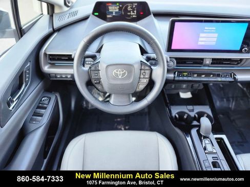 Used 2023 Toyota Prius Limited image 13