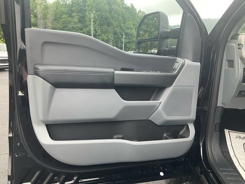 New 2026 Ford F250 XL w/ STX Appearance Package AWD/4WD image 17