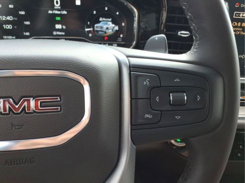 Used 2023 GMC Sierra 1500 SLT w/ SLT Premium Plus Package AWD/4WD image 22