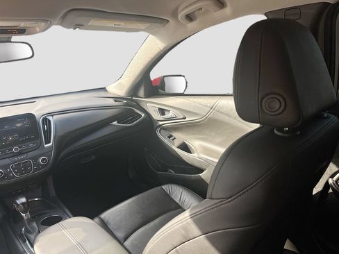 Used 2022 Chevrolet Malibu LT w/ Leather Package FWD image 22