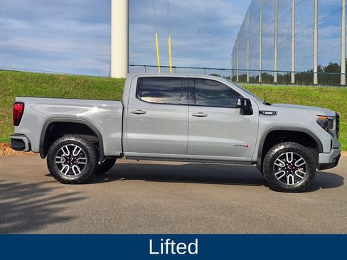 Used 2025 GMC Sierra 1500 AT4 w/ AT4 Premium Package AWD/4WD image 3