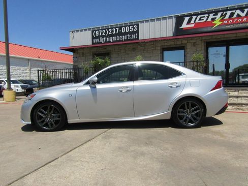 Used 2015 Lexus IS 250 w/ F-Sport Package RWD image 2