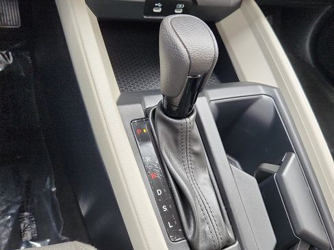 Used 2023 Honda Accord EX image 15