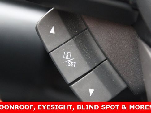 Used 2019 Subaru Crosstrek 2.0i Premium image 16