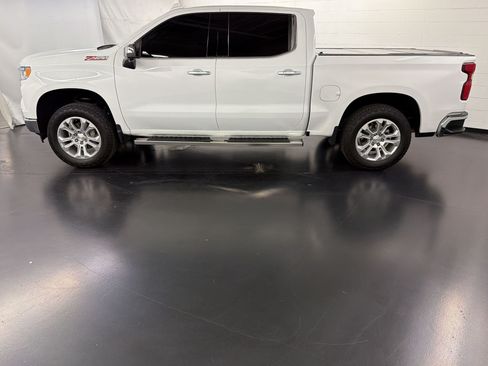 Used 2023 Chevrolet Silverado 1500 LTZ w/ Z71 Off-Road Package AWD/4WD image 2