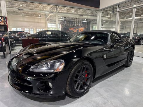 Used 2004 Dodge Viper SRT-10 RWD image 47