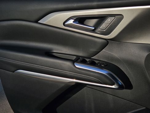 New 2026 Chevrolet Traverse LT w/ Midnight/Sport Edition image 20