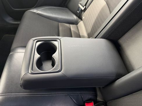Used 2017 Honda Accord Sport image 32