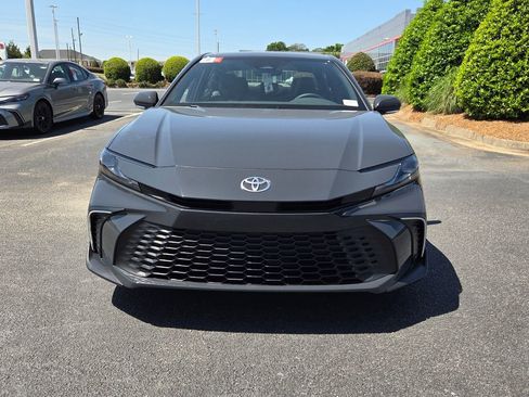 New 2026 Toyota Camry SE FWD image 2