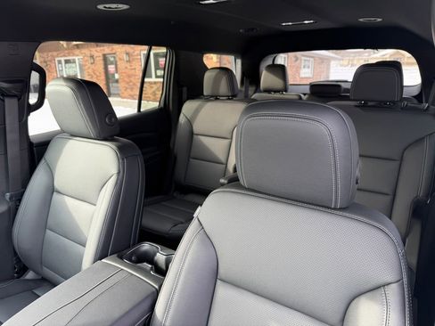 New 2026 Chevrolet Traverse LT w/ Midnight/Sport Edition image 18