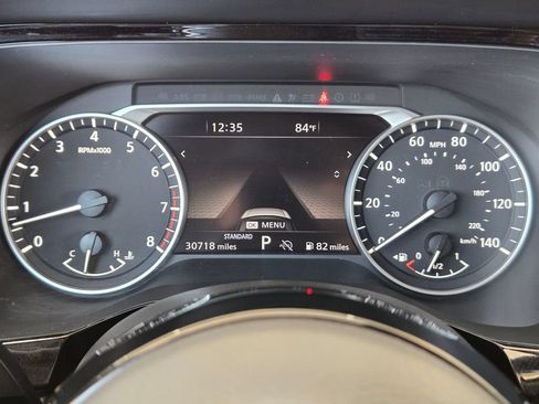 Used 2025 Nissan Pathfinder SL FWD image 24
