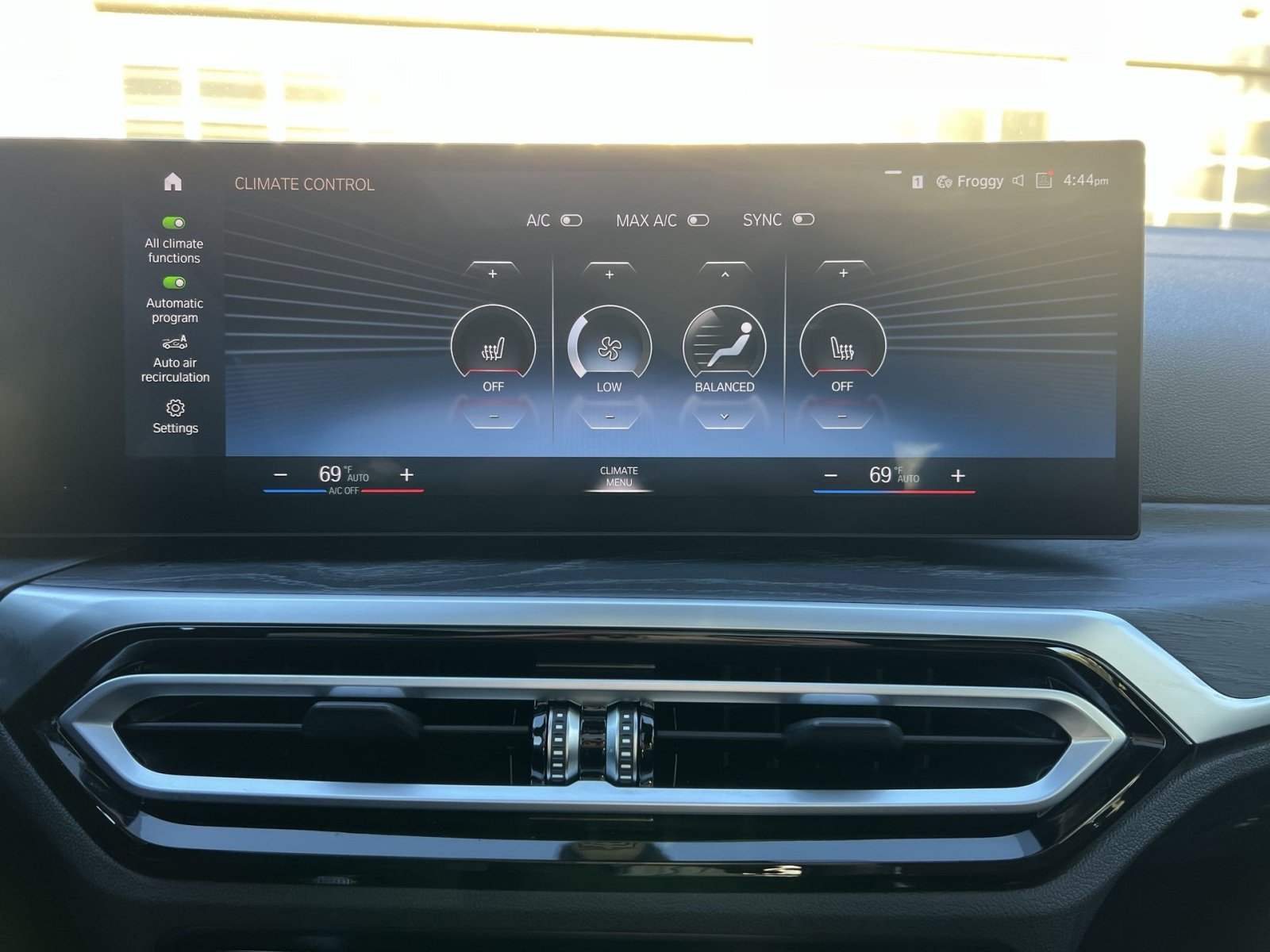 Used 2022 BMW i4 M50 w/ M Carbon Exterior Package AWD/4WD image 21
