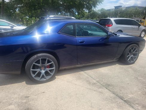 Used 2013 Dodge Challenger R/T RWD image 24