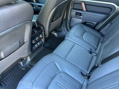 Used 2023 Land Rover Defender 110 X AWD/4WD image 12